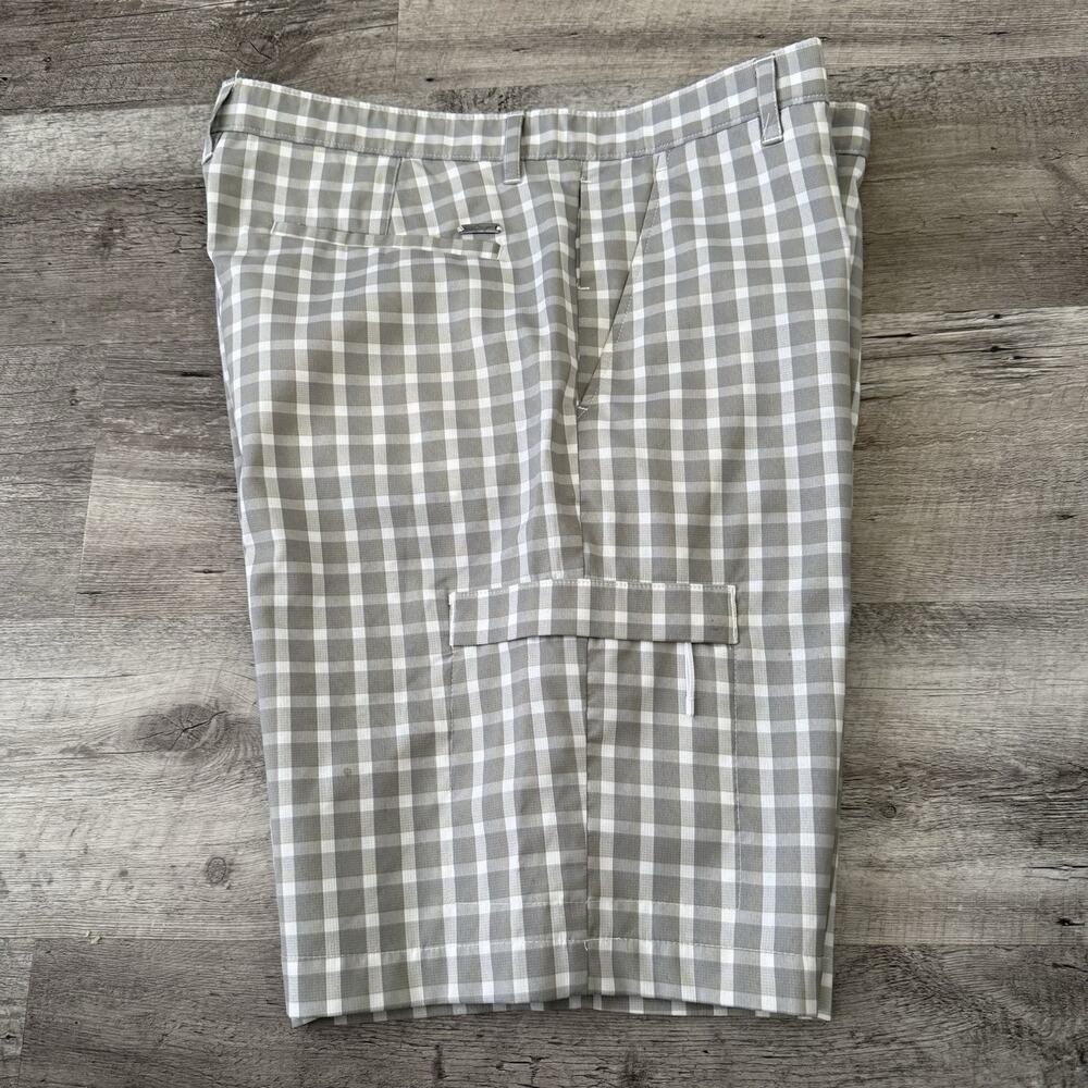 Greg Norman x Tasso Elba Golf Shorts Mens 36 Gray Check Performance Slim Cargo